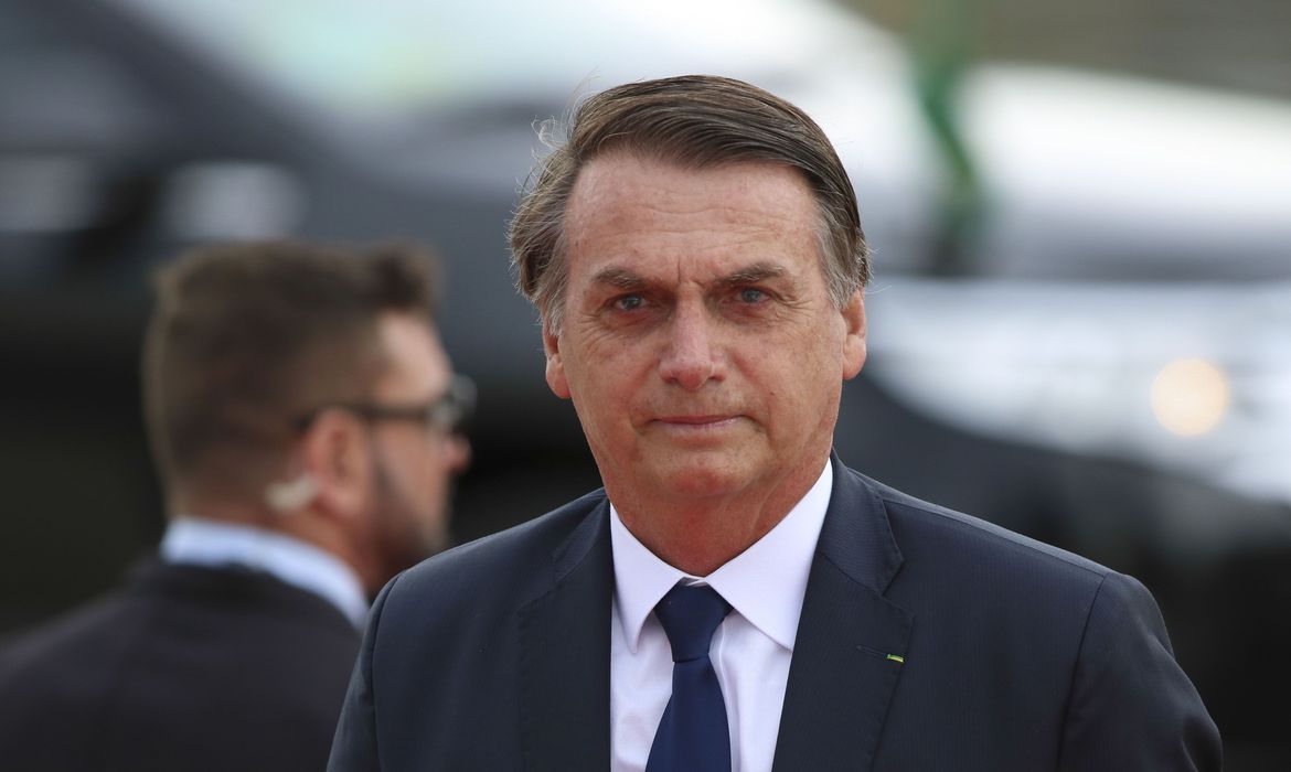 TSE decide buscar mais provas contra Bolsonaro em ação eleitoral