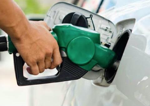 Petrobras vai aumentar 3% o preço da gasolina na quinta