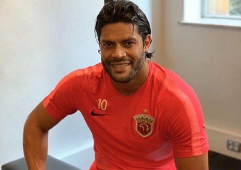 Irmãs de Hulk recebem auxílio emergencial e jogador toma atitude 