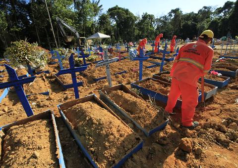Em junho, Manaus volta a ter média de enterros semelhante a antes da pandemia