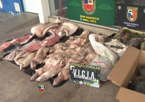 Trio é preso e embarcação com pescado e animais silvestre é apreendida em Manaus 