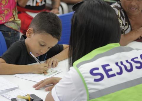 Ação realiza emissão de RG e certidão de nascimento em Manaus