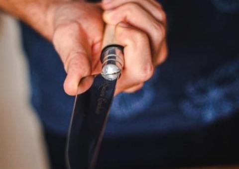 Mulher é atacada a facadas por ex-marido em Manaus