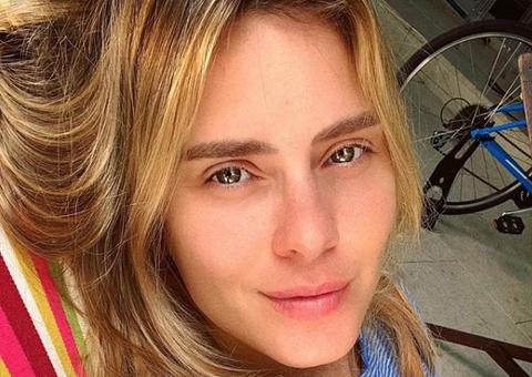 Família de Carolina Dieckmann faz vaquinha para tia doente