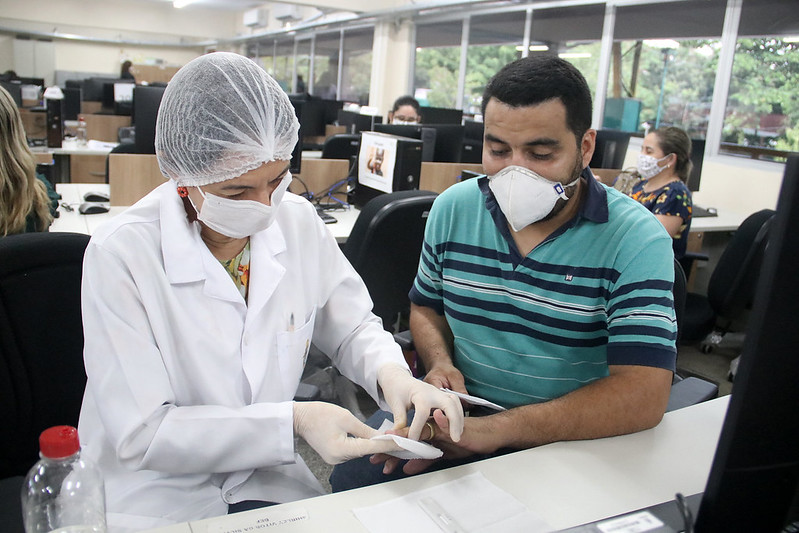 Profissionais de educação vão ser testados contra covid-19 em Manaus
