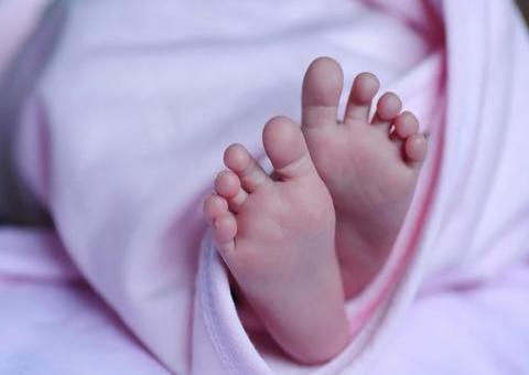 Com sinais de desnutrição, bebê é encontrado morto em hotel 