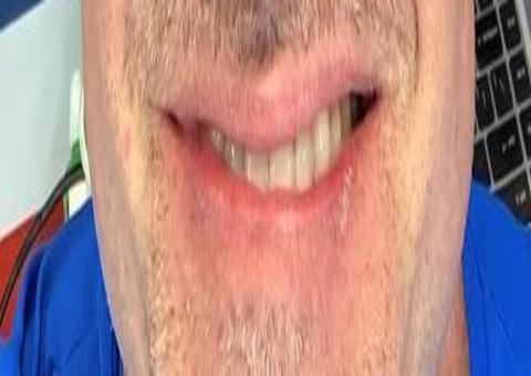 Rubinho Barrichello engata namoro com apresentadora esportiva 