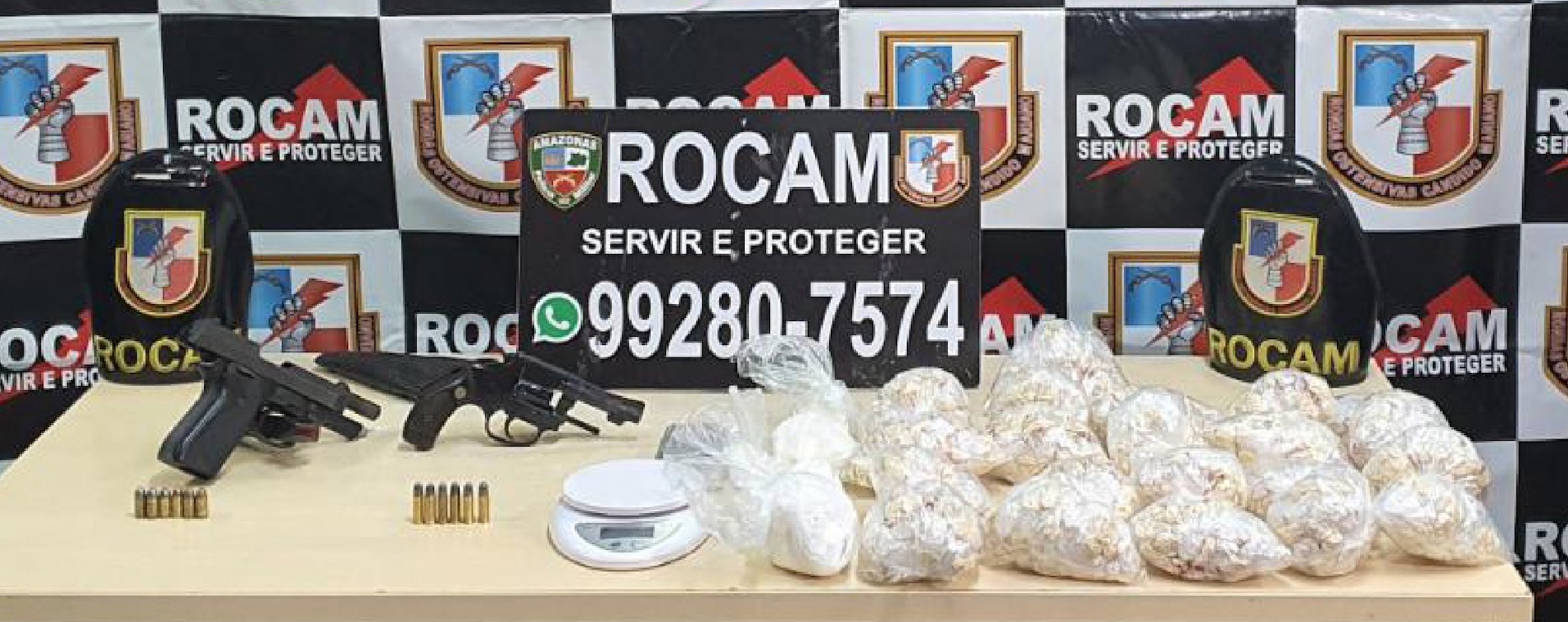Homem é preso com armas de fogo e mais de mil trouxinhas em Manaus 