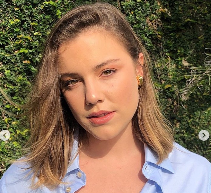 Alice Wegmann se pronuncia sobre ter ficado com Arthur Aguiar comprometido