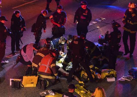 Motorista fura bloqueio e mata mulher atropelada em protesto antirracista nos EUA