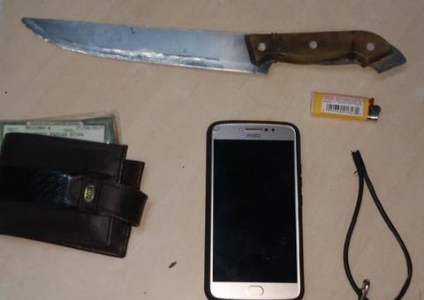 Embriagado, idoso ameaça furar atual de ex-companheira em Manaus