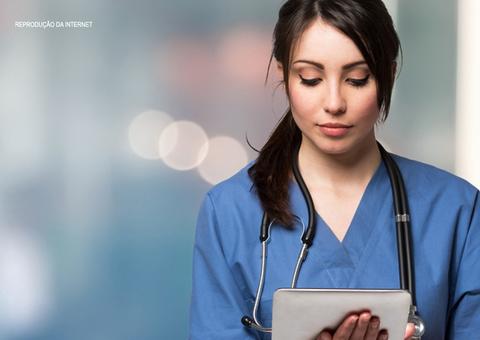 Servidora garante na Justiça direito de exercer dois cargos públicos