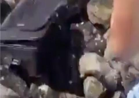 Amigos encontram mala com corpo enquanto gravam TikTok; Veja 