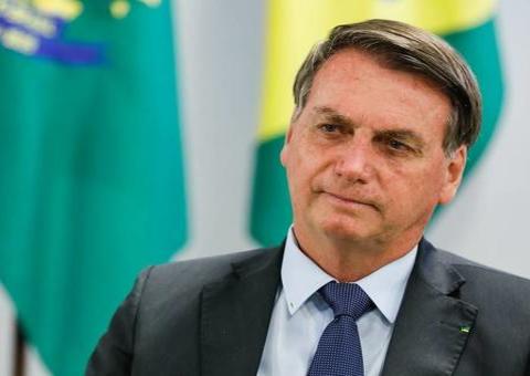 Bolsonaro prorroga com vetos MP que reduz jornada de trabalho e salário