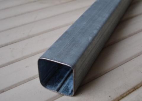 Mulher é agredida com barra de ferro por ex-namorado 