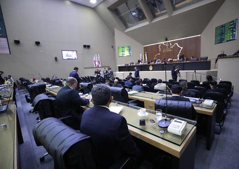 Deputados decidem suspender recesso parlamentar na Aleam