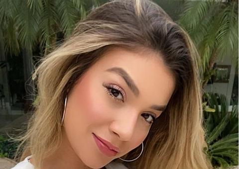 Irmã de Luan Santana assume namoro com jogador do Palmeiras