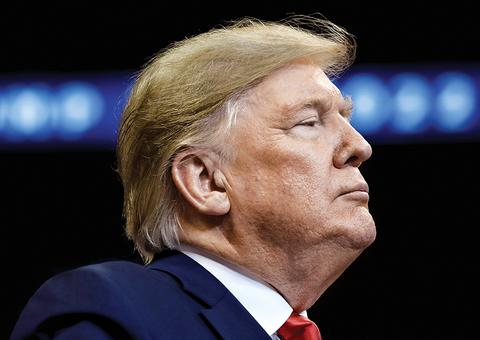 Em livro, sobrinha descreve Trump imerso em traumas familiares e mentiras