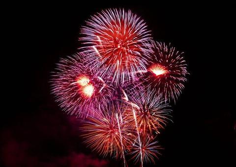 Facções criminosas usam 'foguetório' para comemorar domínio de áreas de boca de fumo