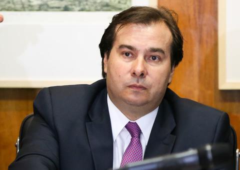 Maia diz que governo será derrotado na Câmara se insistir em nova CPMF