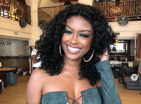 Atriz Javicia Leslie será a primeira negra a interpretar heroína Batwoman