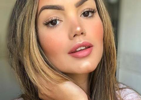 Filha de Kelly Key quer reduzir seios após silicone: 'me arrependi muito'