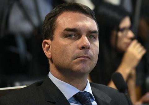 PEC da 2ª instância no Congresso livra Lula, mas ameaça Flávio Bolsonaro
