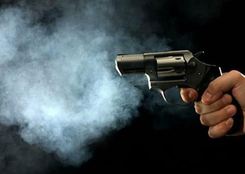 Homem é baleado em via pública no Amazonas 