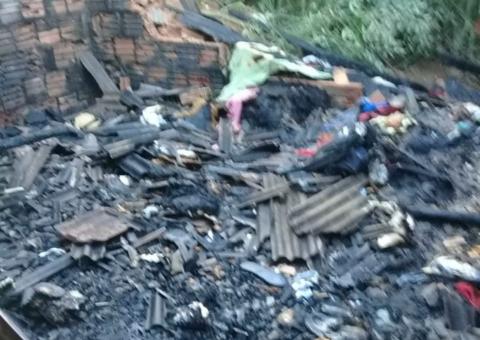 Briga entre irmãos termina com casa incendiada