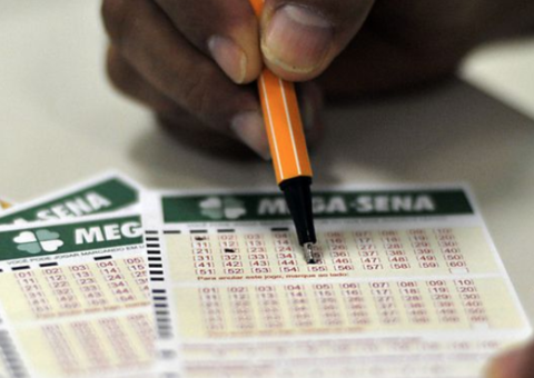Mega-Sena: Confira dezenas sorteadas; prêmio é de R$ 39 milhões