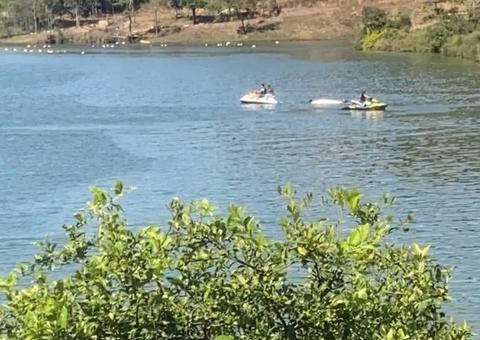 Jovem tem couro cabeludo arrancado após ser sugado por turbina de jet ski 