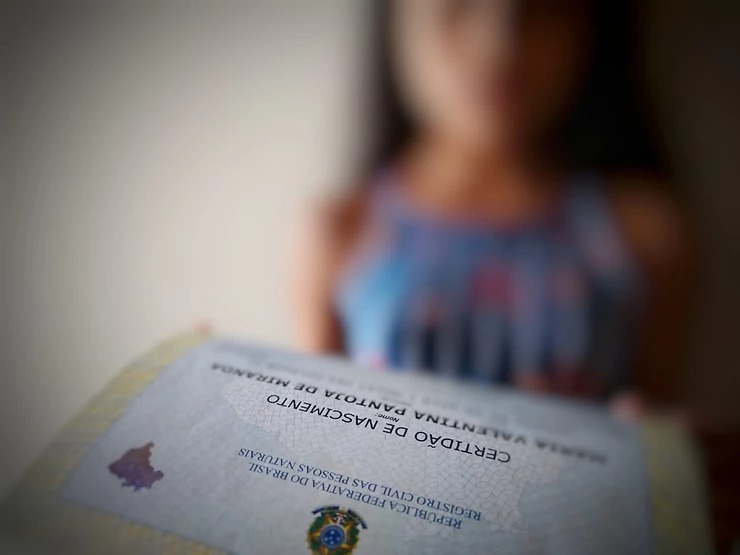 Número de crianças e adolescentes sem certidão de nascimento é grande em Manaus