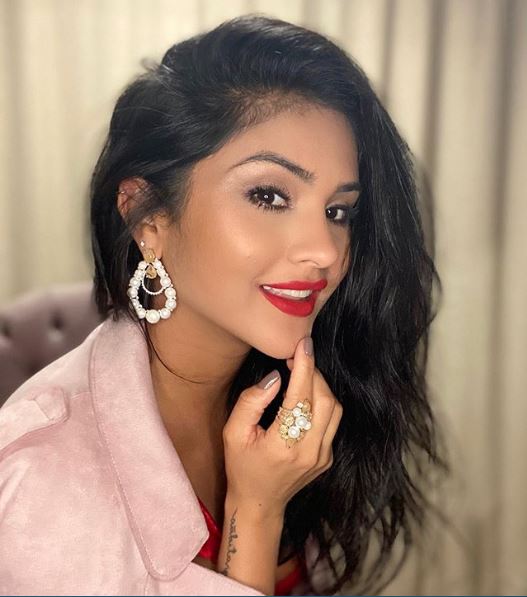 Mileide Mihaile enaltece o Amazonas após falar que tomaria banho de água sanitária 