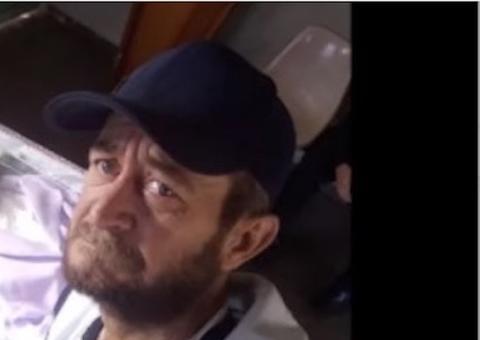 Homem que viralizou na web morre após ter corpo queimado