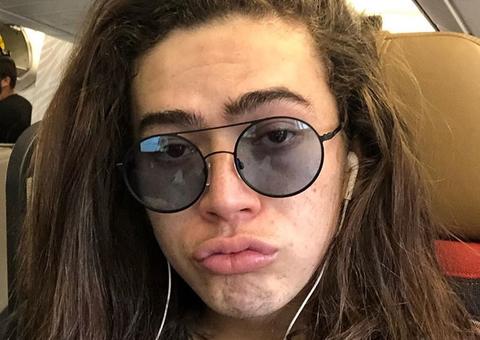 Whindersson Nunes surge só de cueca e alfineta deputado após discussão