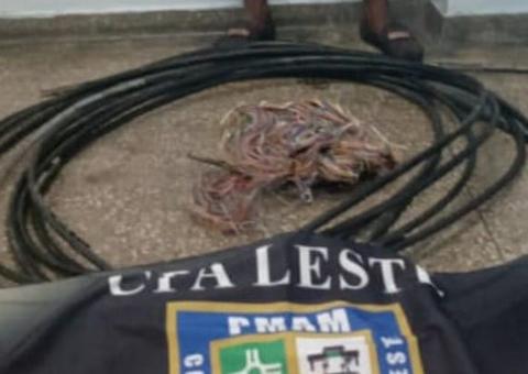 Homem é preso por furtar fios da rede de telefonia em Manaus