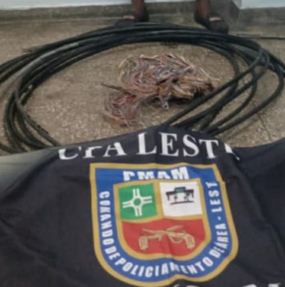 Homem é preso por furtar fios da rede de telefonia em Manaus