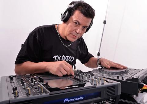 Festa ‘drive-in’ agita o sábado com hits dos anos 70 a 90 em Manaus