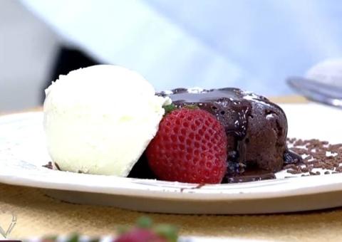 Petit gateau de brigadeiro da Ana Maria Braga é super fácil de fazer; aprenda