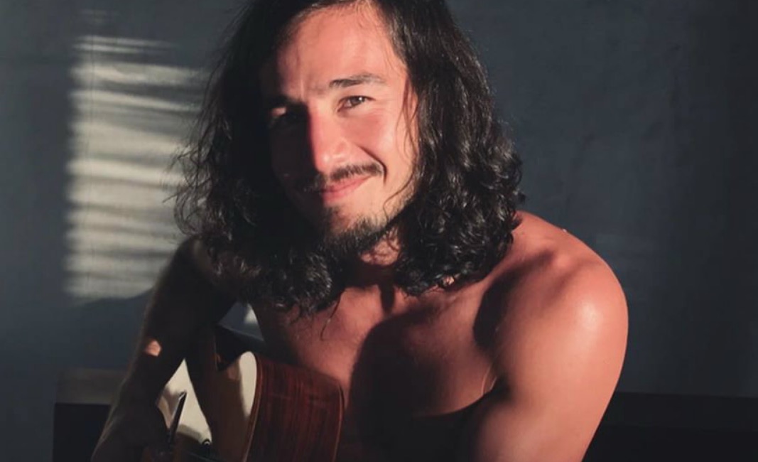 Vaza suposto nude de Tiago Iorc 