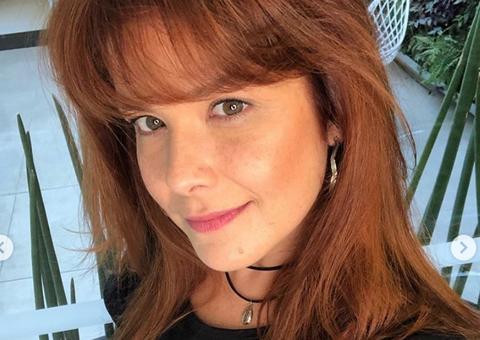 Samara Felippo diz que ama as filhas, mas ‘detesta ser mãe’