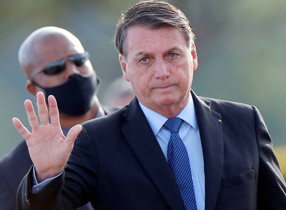 Bolsonaro sanciona com vetos novo marco legal do saneamento básico