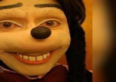 'Apenas uma brincadeira', diz menino de 12 anos identificado como 'Homem Pateta'