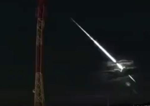 Queda de meteorito é filmada em três estados brasileiros