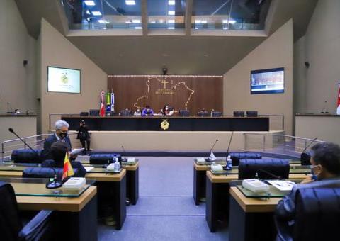 Proposta proíbe Governo do Amazonas de contratar empresas de parentes dos secretários