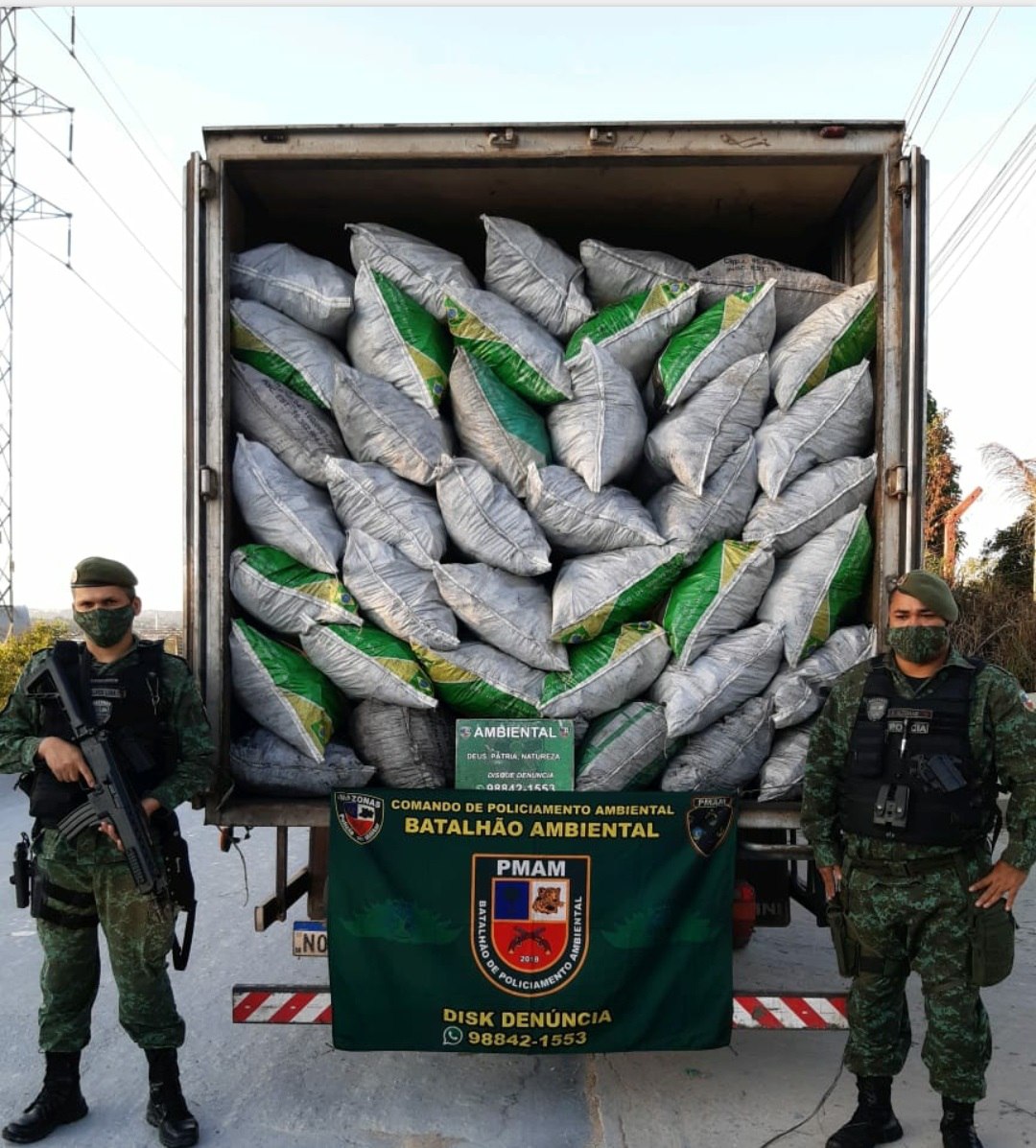 Batalhão Ambiental apreende mais de sete toneladas de carvão ilegal em Manaus 