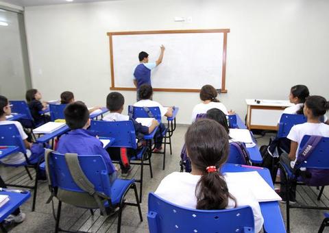 Professores aprovam greve caso aulas sejam retomadas em agosto no Amazonas