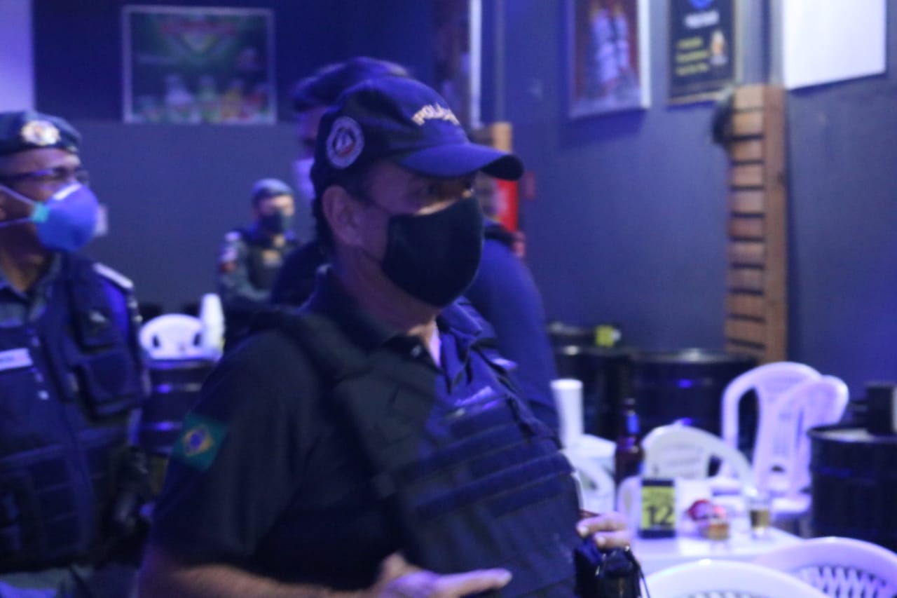 Casa de show é flagrada com festa regada a drogas em Manaus