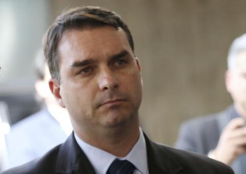 Flávio Bolsonaro deve depor sobre vazamento de operação 'Furna da Onça'