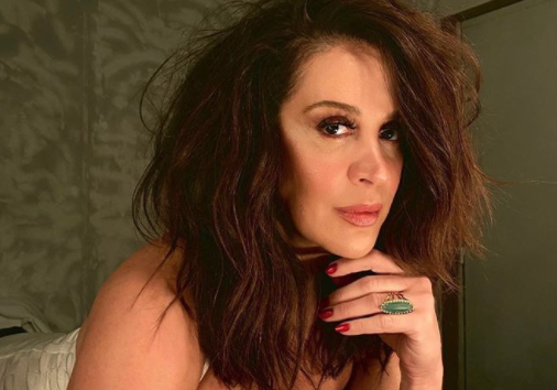 Claudia Raia diz que não se arrepende de capa da 'Playboy' aos 17 anos